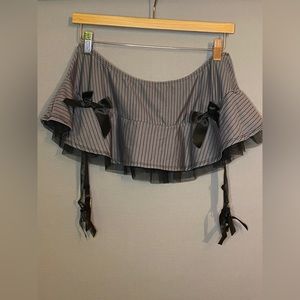 Body Rage Sexy grey ruffled mini skirt with garters M/L